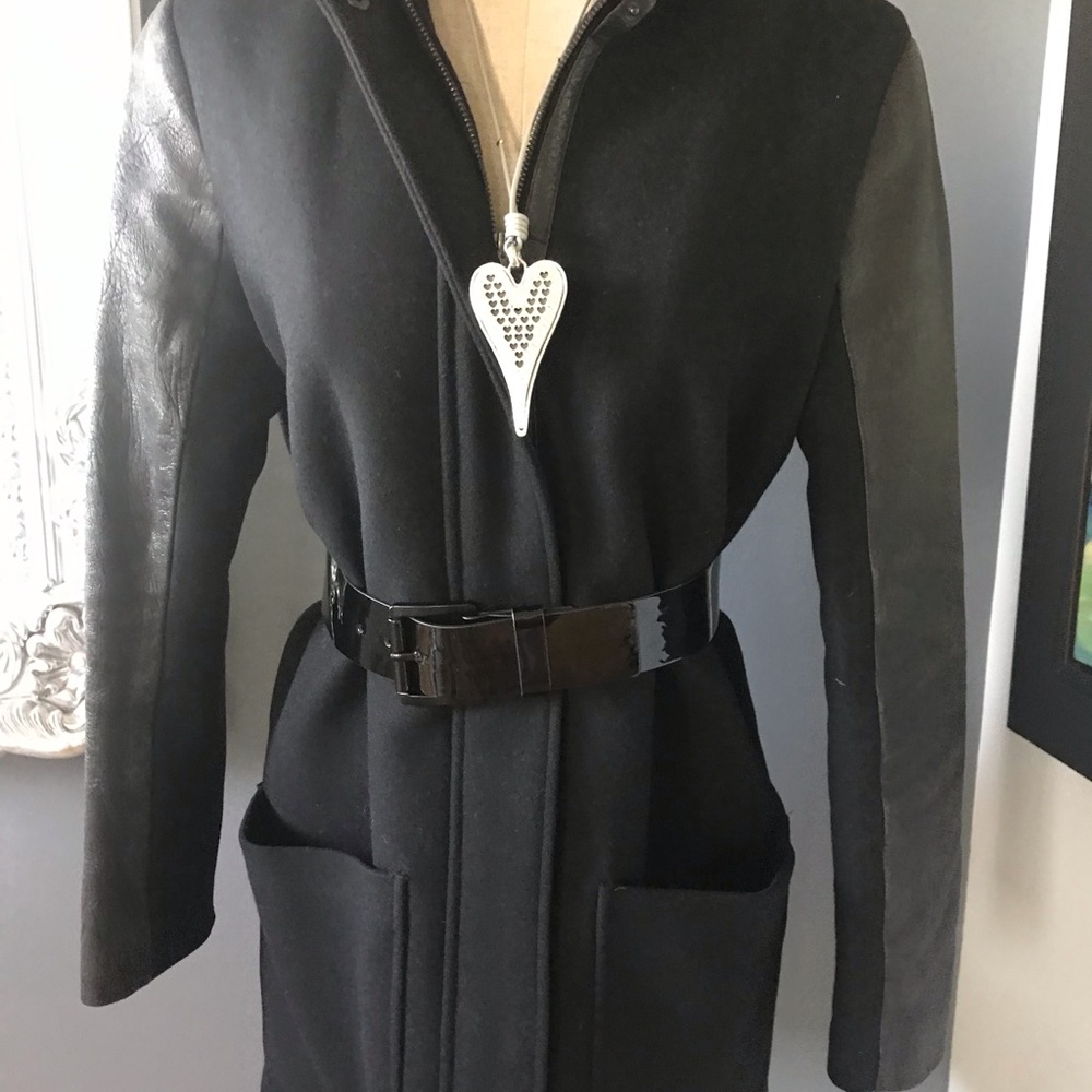 MACKAGE wool blend coat with leather features size M